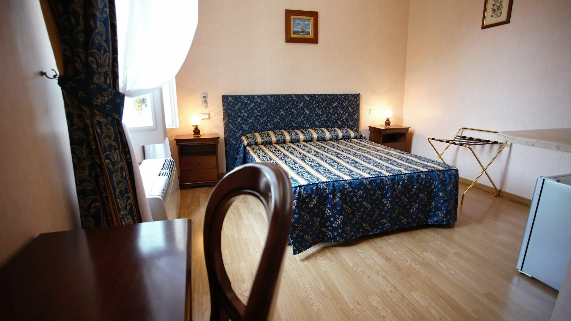 Residenza Matilde Bed & Breakfast Rome 2*,
